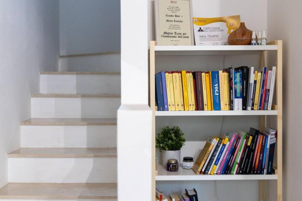 Donna Marta Apartment Bologna Bagian luar foto