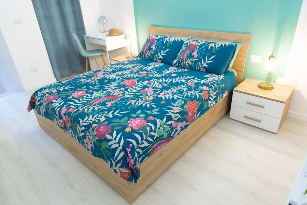 Donna Marta Apartment Bologna Bagian luar foto